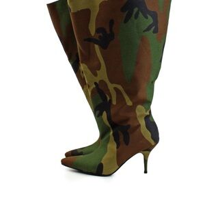 AKIRA Camouflage Heeled Boots